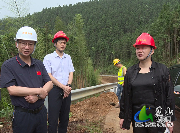 邓群调研道路交通安全和重点项目工作.jpg