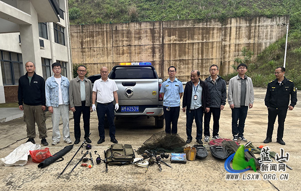 蓝山县多部门联合开展渔政执法专项行动.jpg