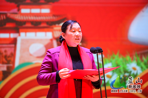 我县举行2026年“骐骥驰骋 春暖三蓝”春节联欢晚会1.jpg